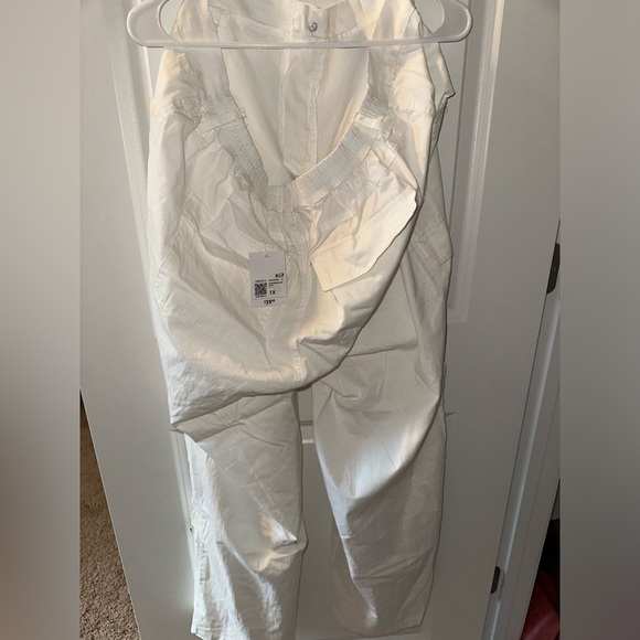 White cargo pants - Picture 2 of 2